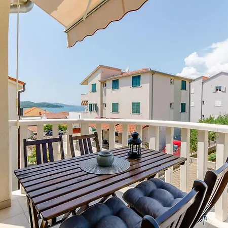 Appartement And Maestral