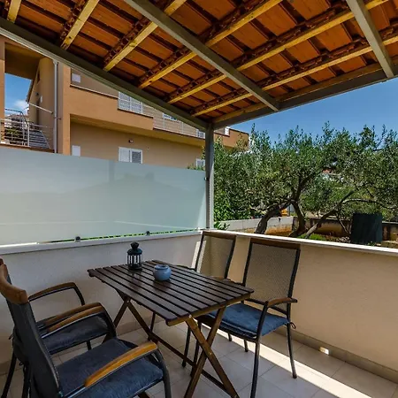 公寓 And Maestral *