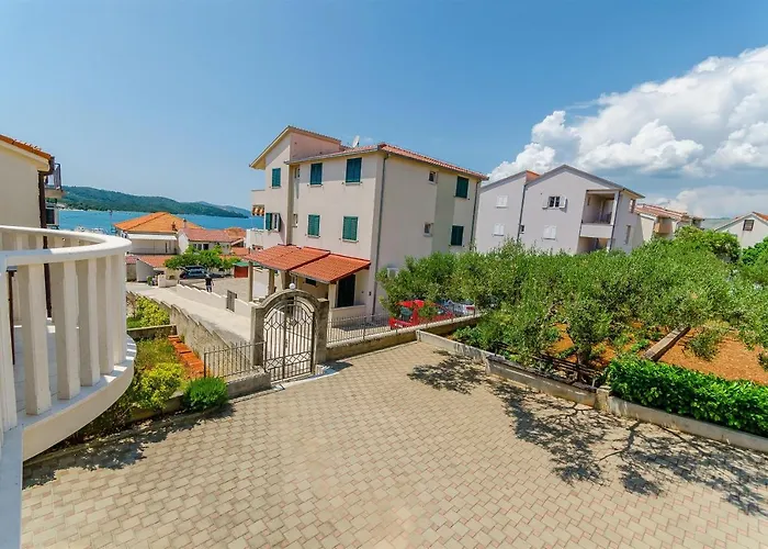 Appartement And Maestral Trogir