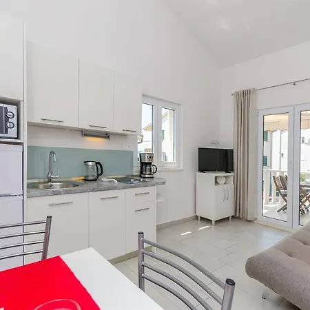 Appartement And Maestral