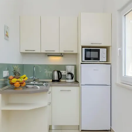 And Maestral Appartement