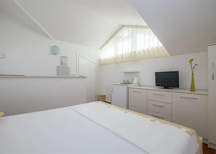 And Maestral * Trogir